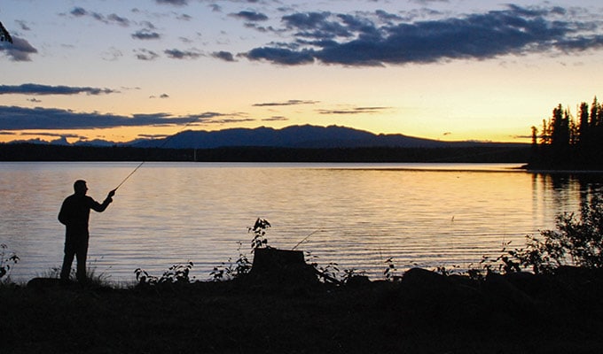 Cape Breton Island Landerschließung - Abendstimmung am See - Canadian Pioneer Estates Ltd.