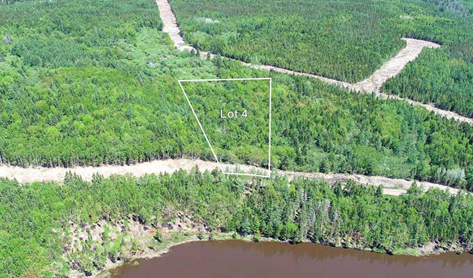 Grundstücke in Kanada kaufen - Canadian Pioneer Estates Ltd. - Erschließung am River Inhabitants