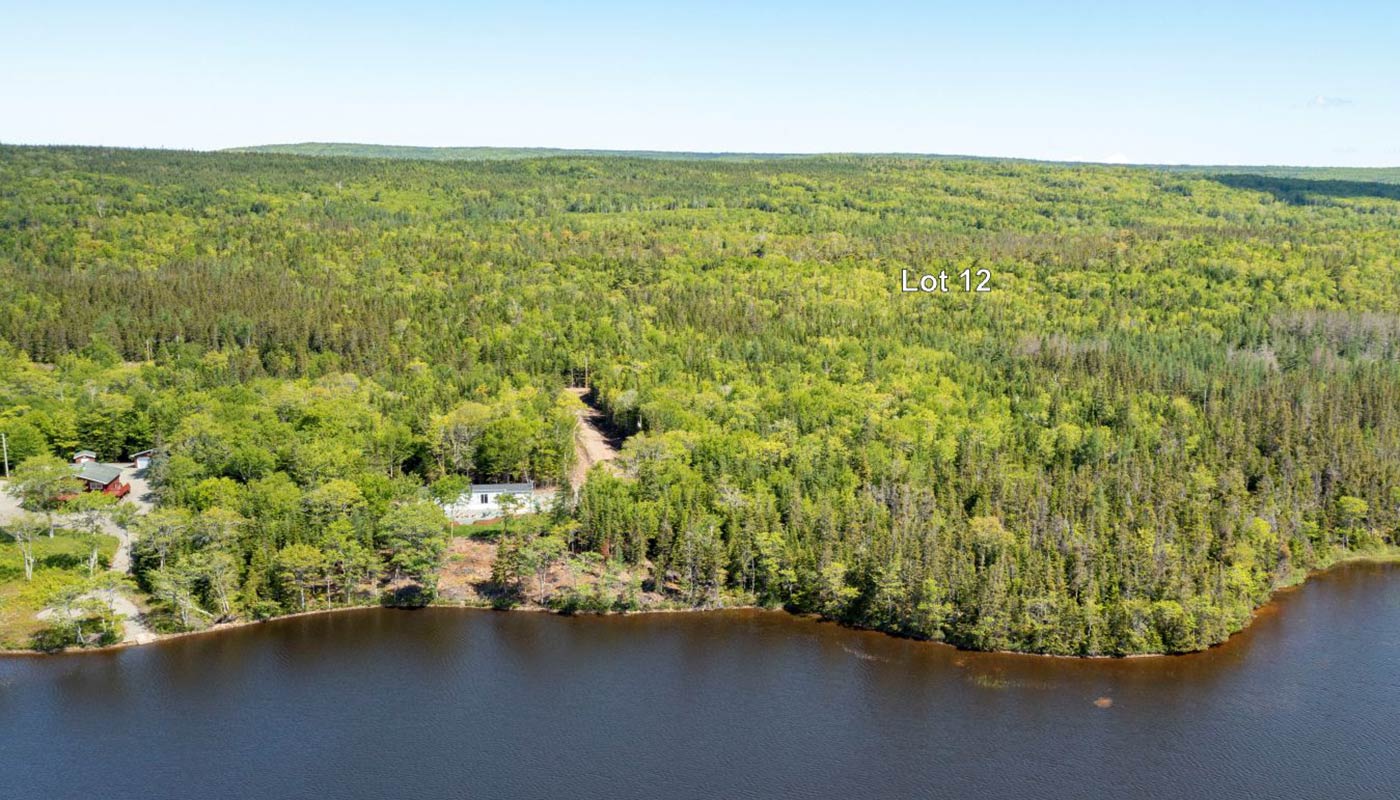 Immobilien Kanada - Cape Breton - Fishing Lake Estates Lot 12 - Nachbarn am See