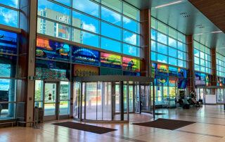 Halifax Stanfield International Airport - Austellung - Loretta Gould - Nova Scotia