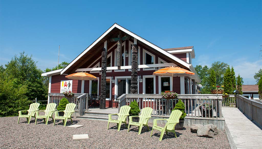 Canadian-Pioneer-Estates-Café-und-Büro-Aulds-Cove Canadian Pioneer Estates Café und Büro in Aulds Cove