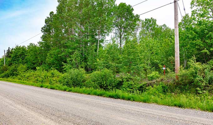 Glencoe-Estates-öffentliche-Schotterstraße nahe Mabou Immobilien Kanada-Glencoe Estates - öffentliche Schotterstraße bei Mabou